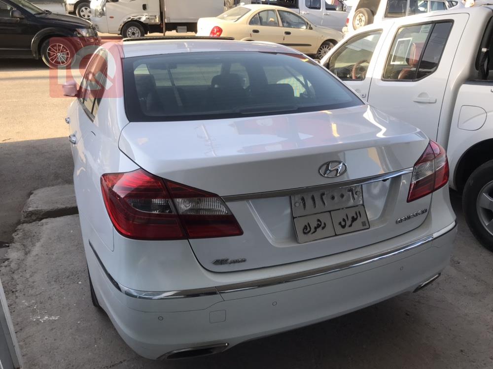 هيونداي جنسس